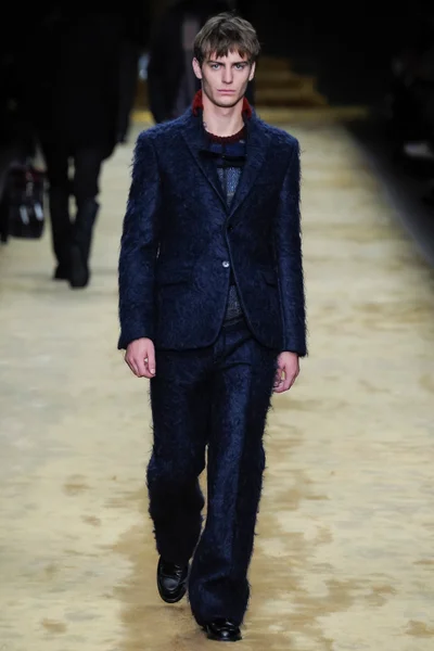 Look 41